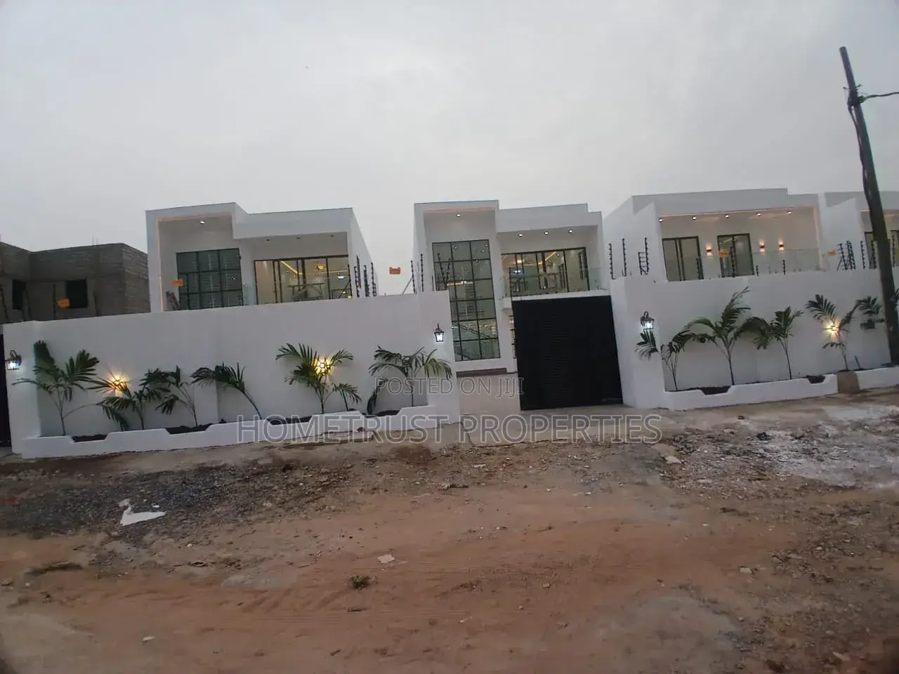 4bdrm Duplex in East Legon Hills, Boundary Road Area for sale in Boundary Road Area