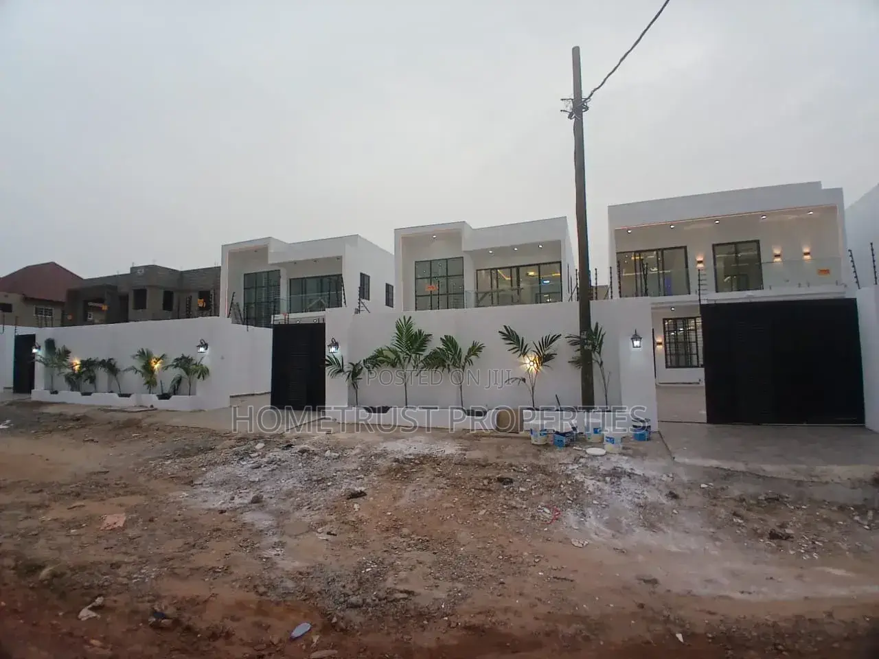 4bdrm Duplex in East Legon Hills, Boundary Road Area for sale in Boundary Road Area