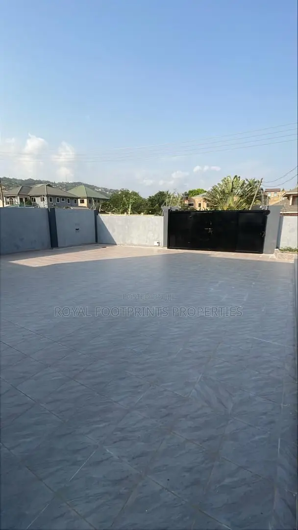 4bdrm House in Royal Footprints, Oyarifa for sale in Oyarifa