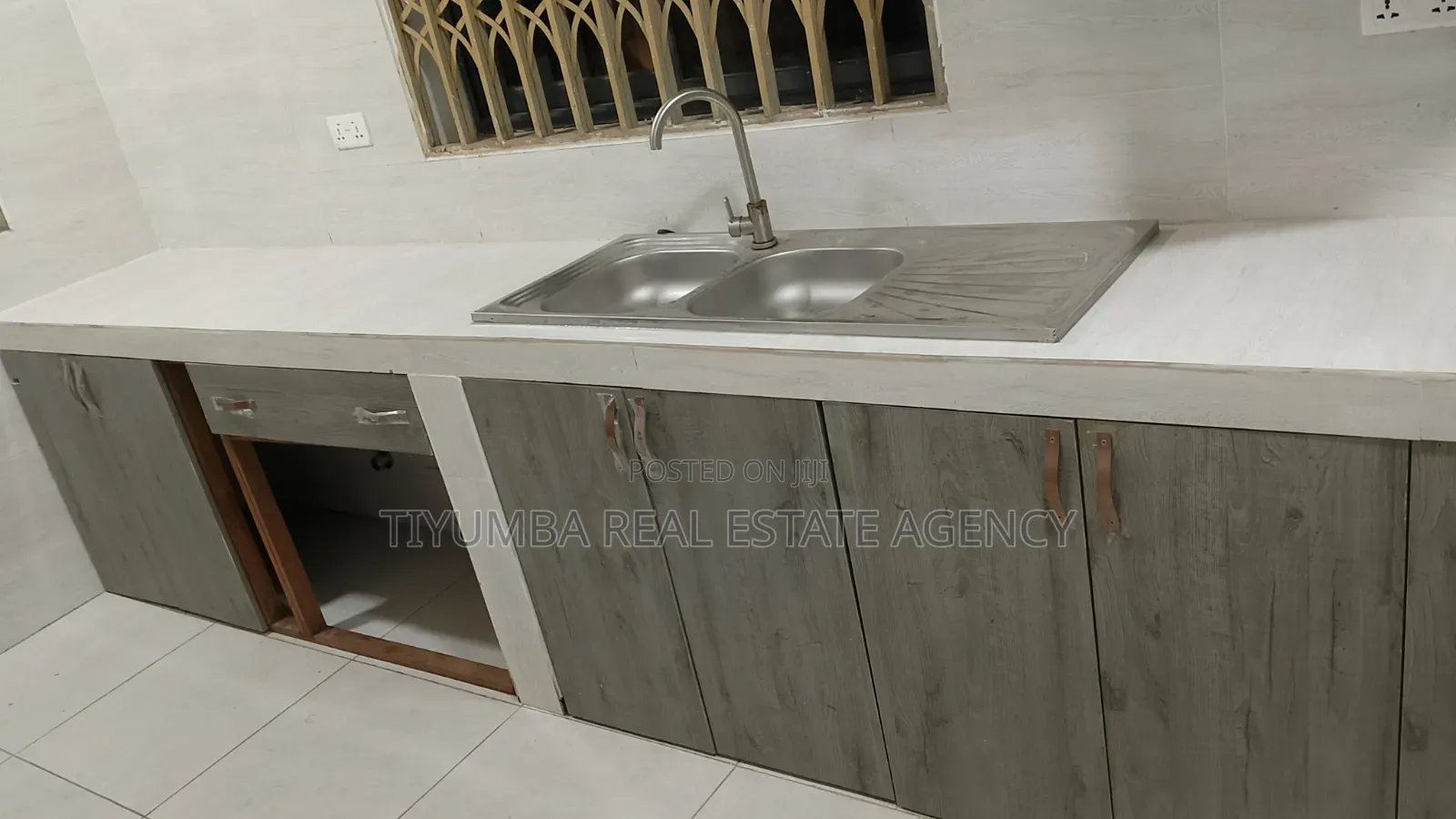 2bdrm Apartment in Tiyumba Real Estate, ECOMOG for rent in ECOMOG