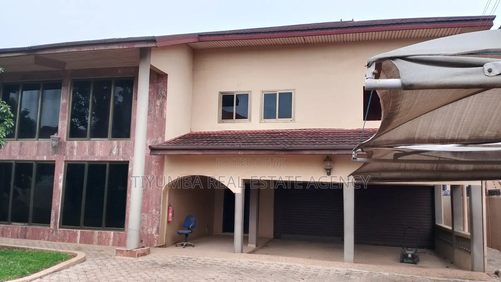 5bdrm House in Tiyumba Real Estate, Pillar 2 for rent in Pillar 2