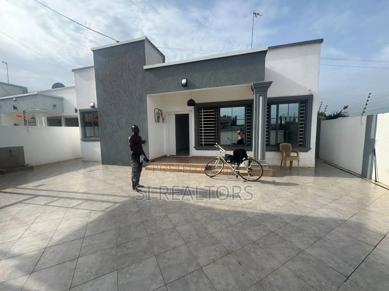 3bdrm House in Modern Home, Baatsona Total for rent in Baatsona Total