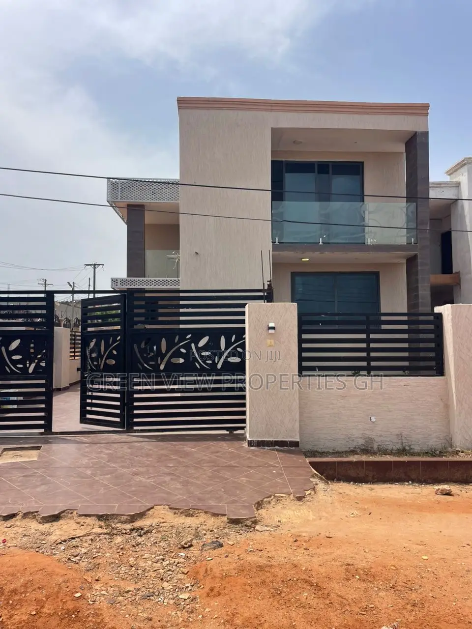 4bdrm Duplex in West Hills Mall Area for rent in West Hills Mall Area
