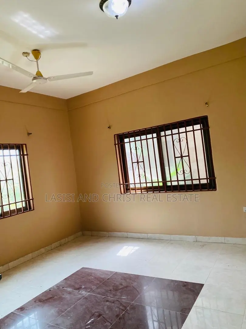 2bdrm Apartment in Lasisi And Christ, Amasaman for rent in Amasaman