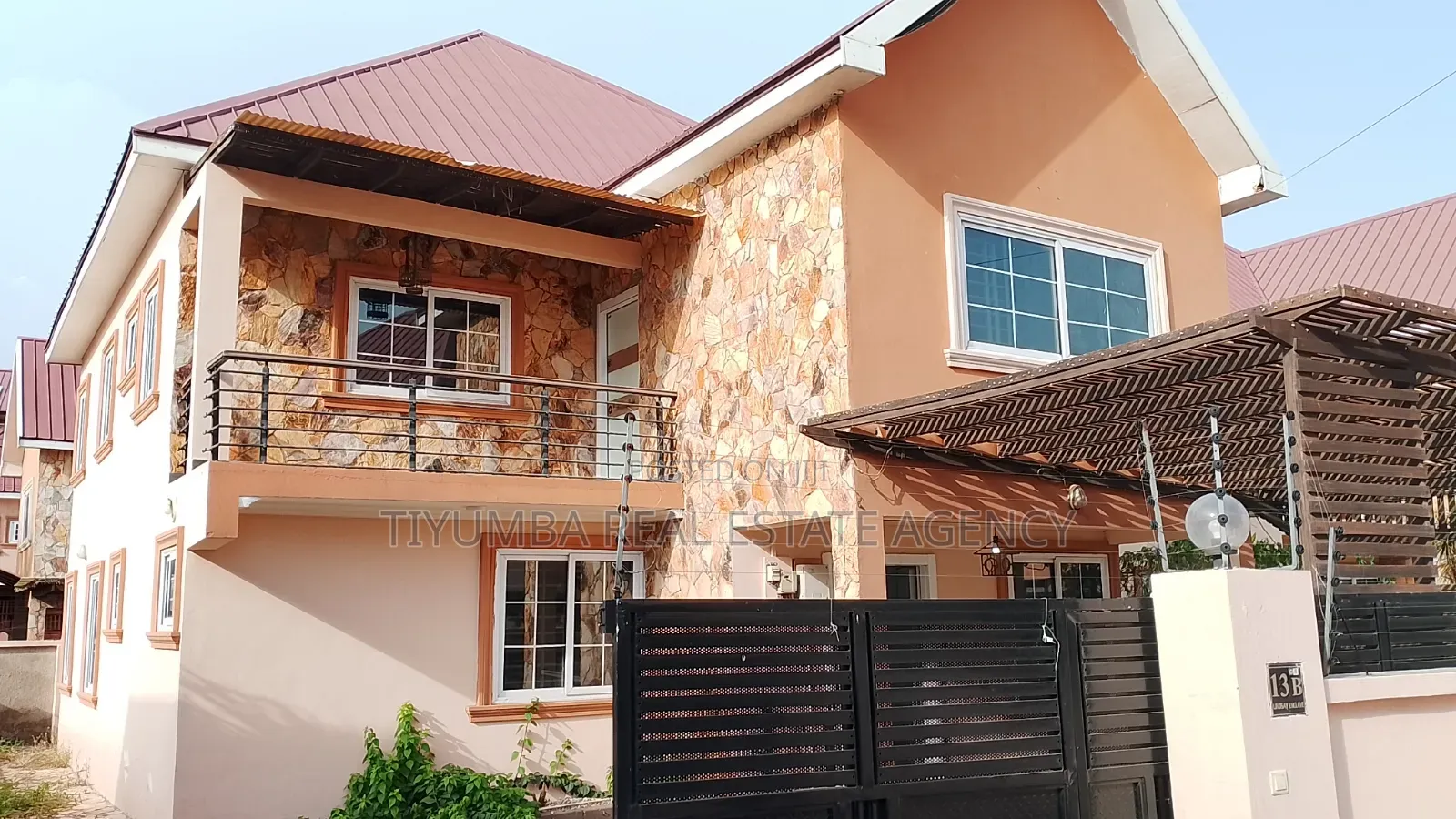 4bdrm Duplex in Tiyumba Real Estate, The Mall for rent in The Mall