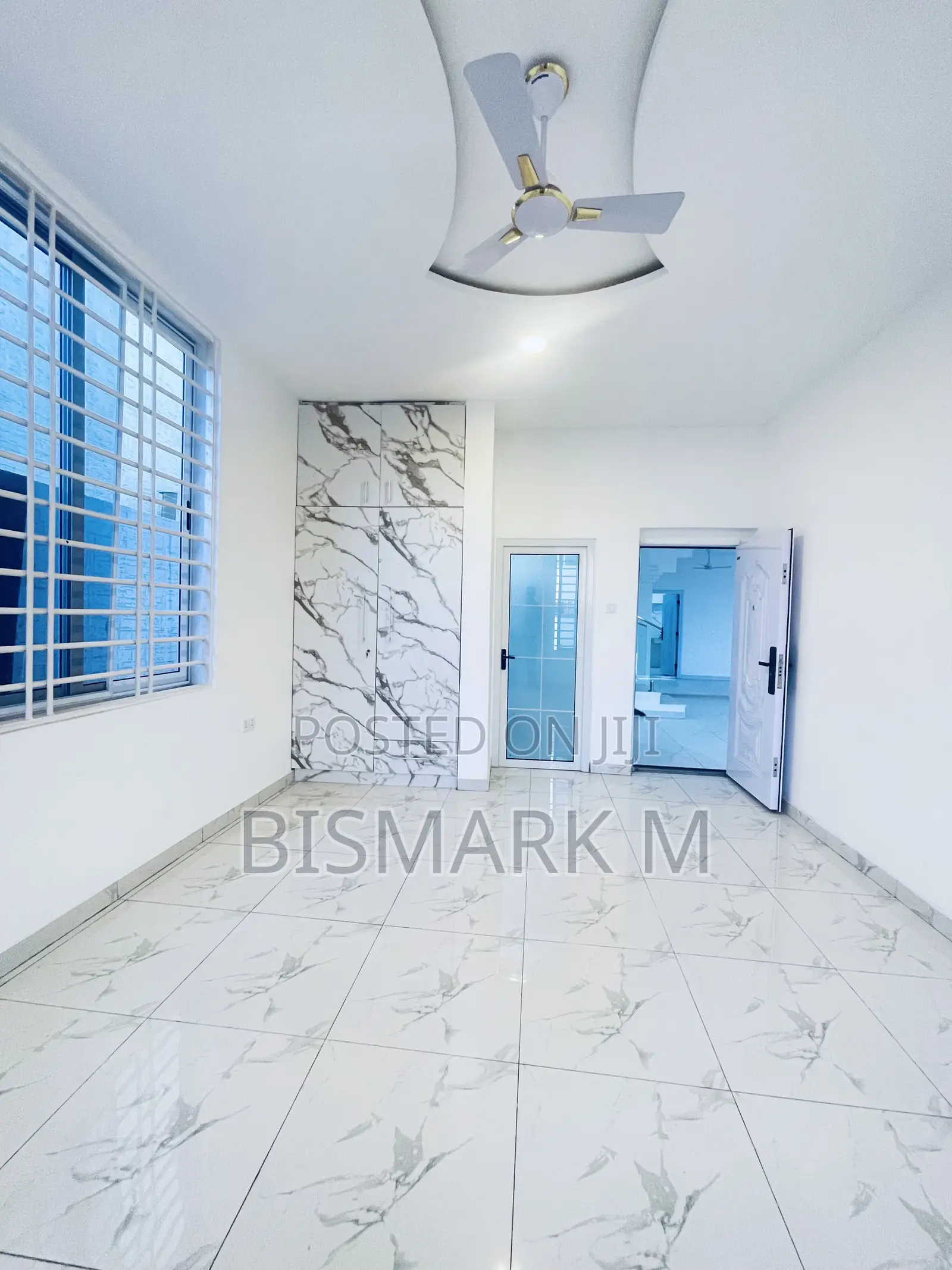 4bdrm House in Lakeside Estate, Ashaley Botwe for sale in Ashaley Botwe