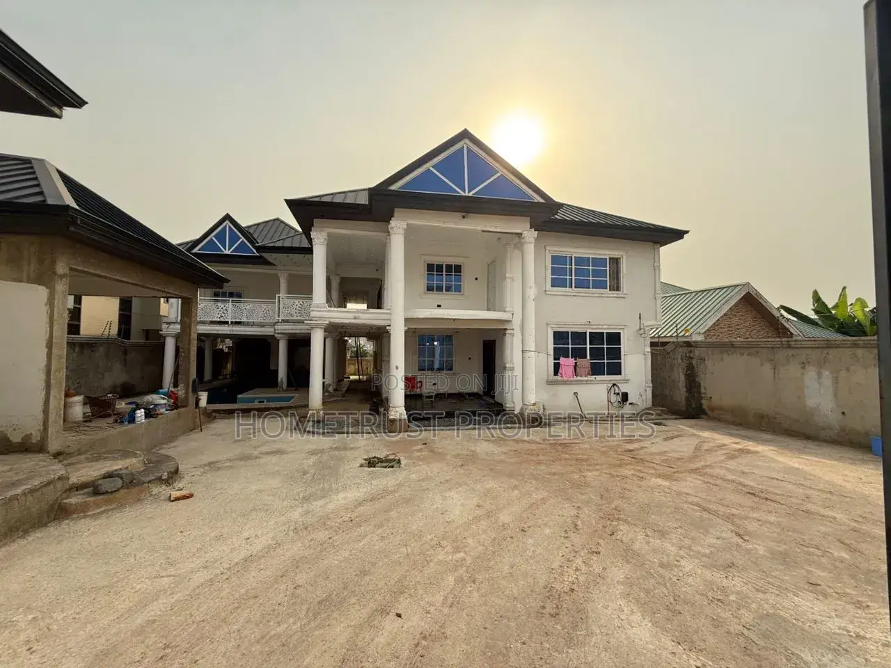 5bdrm Duplex in Pokuase Acp for sale in Pokuase