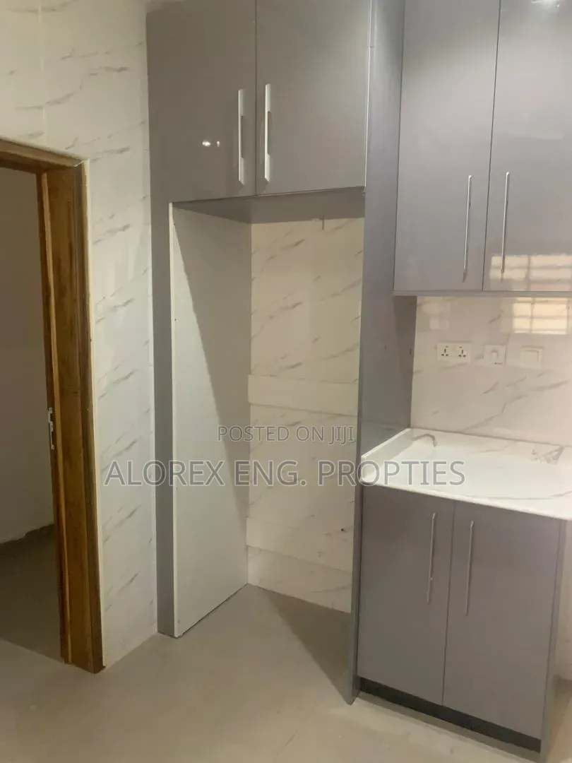 3bdrm House in Adenta, Barrier for rent in Barrier