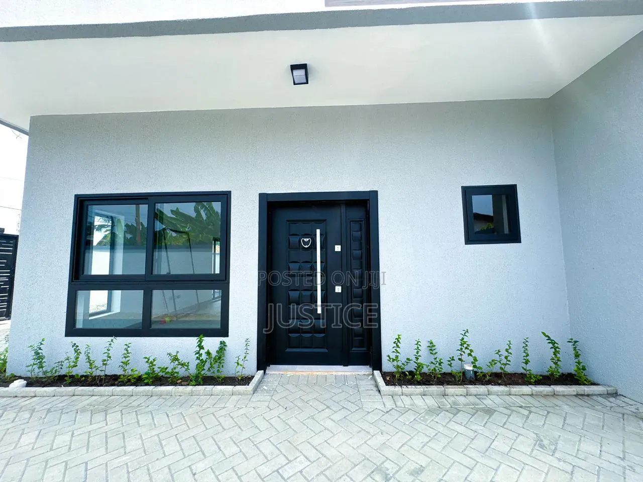 3bdrm House in Adenta, SSNIT Flats for sale in SSNIT Flats