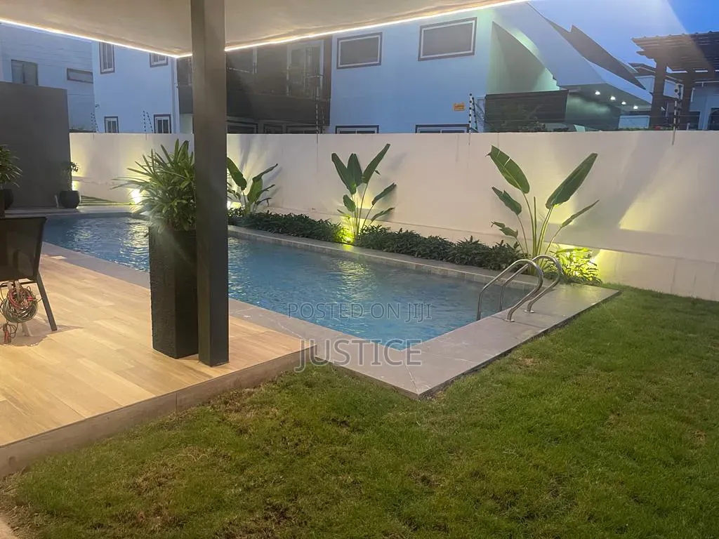 4bdrm Mansion in Airport Hills Estate for sale in Airport Residential Area