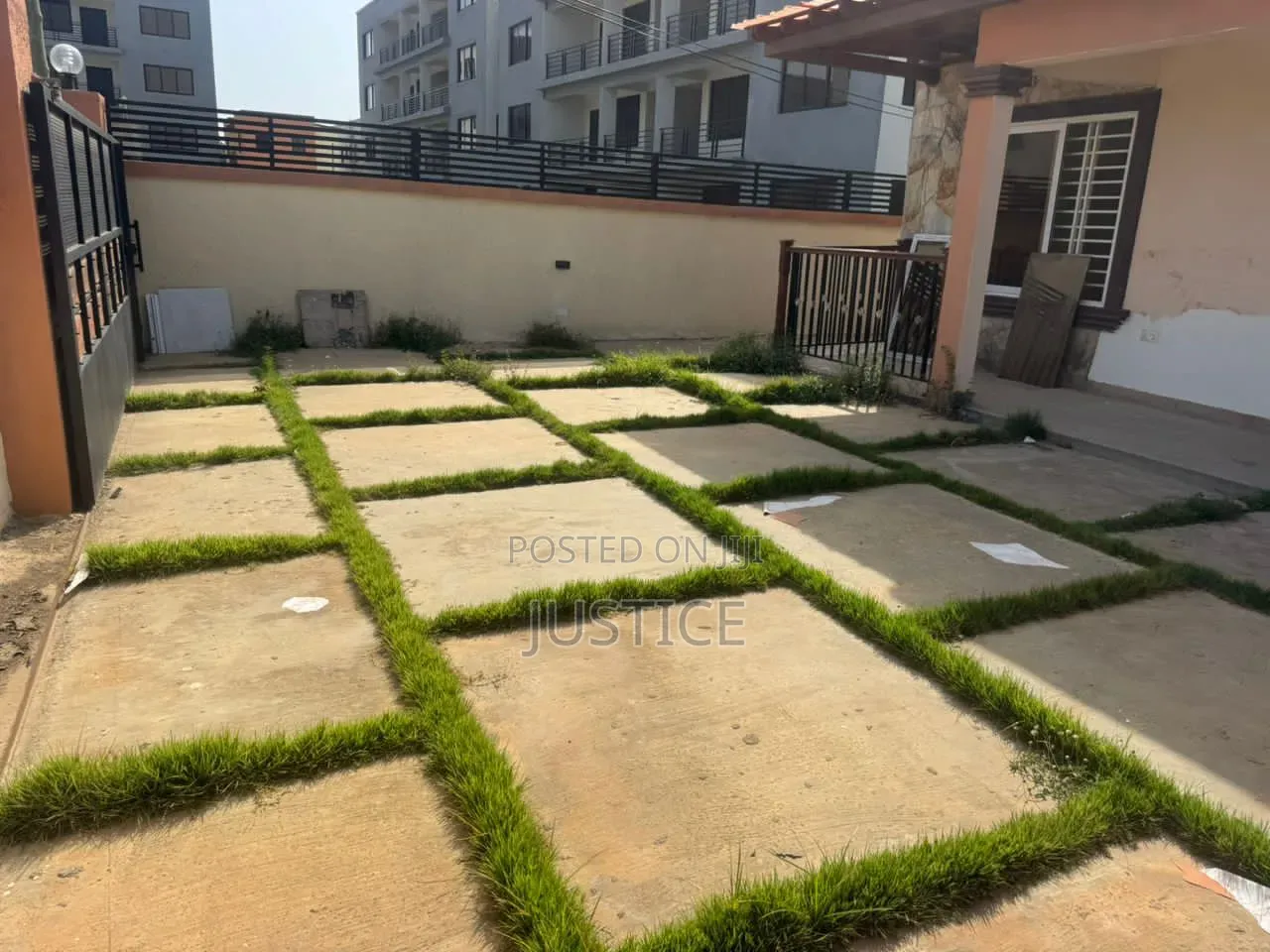 3bdrm House in Achimota, The Mall for rent in The Mall