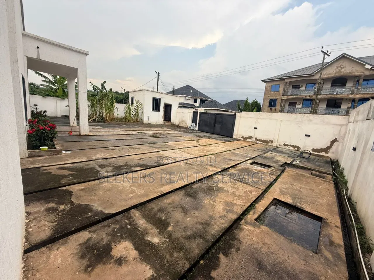 3bdrm House in Seekers Realty, Oyarifa Mall Area for sale in Oyarifa Mall Area