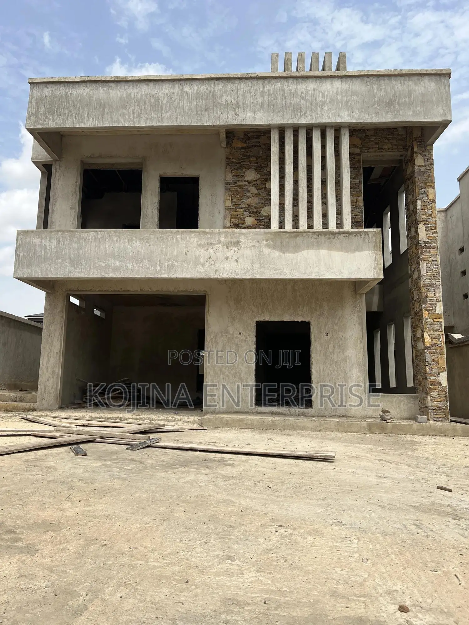 4bdrm Townhouse/Terrace in Good Link Estate, Kumasi Metropolitan in Kumasi Metropolitan