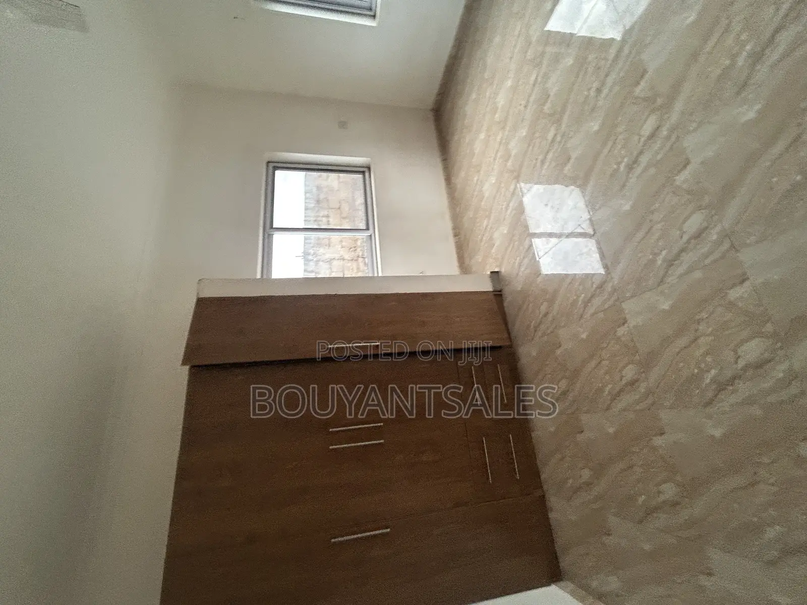 4bdrm House in Adenta for sale in Adenta