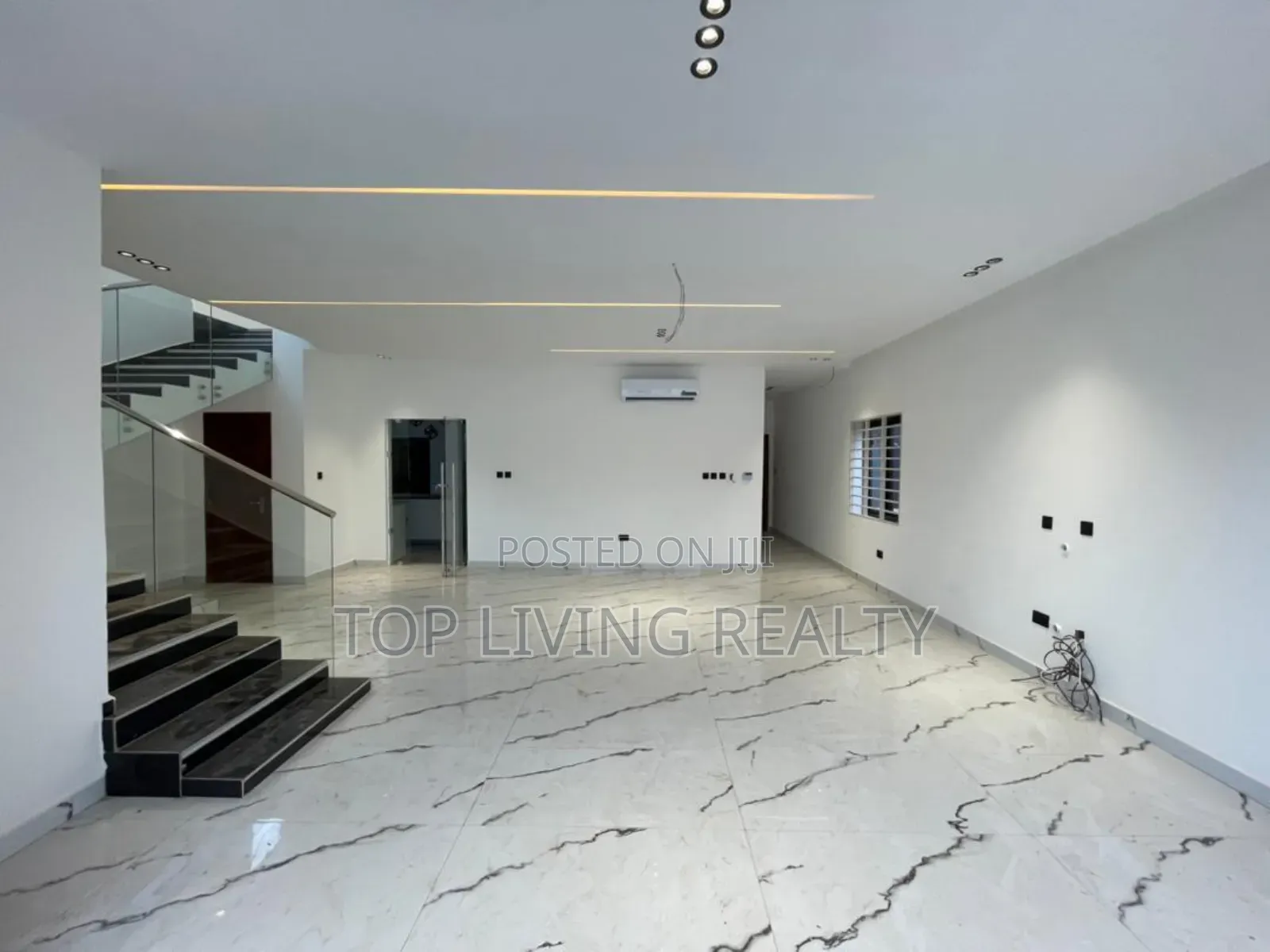4bdrm House in Ayi Mensa, Oyarifa for sale in Oyarifa