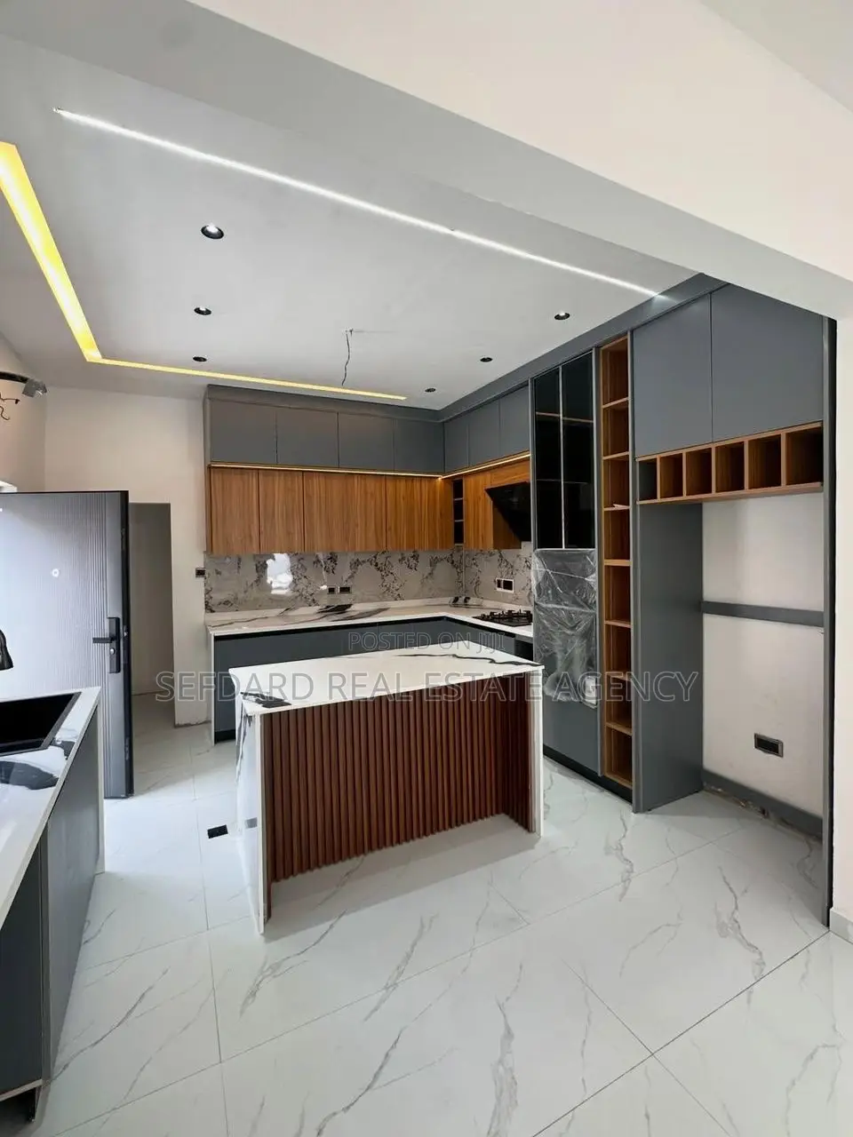 3bdrm House in Sefdard Properties, Lake Side Estate for sale in Lake Side Estate