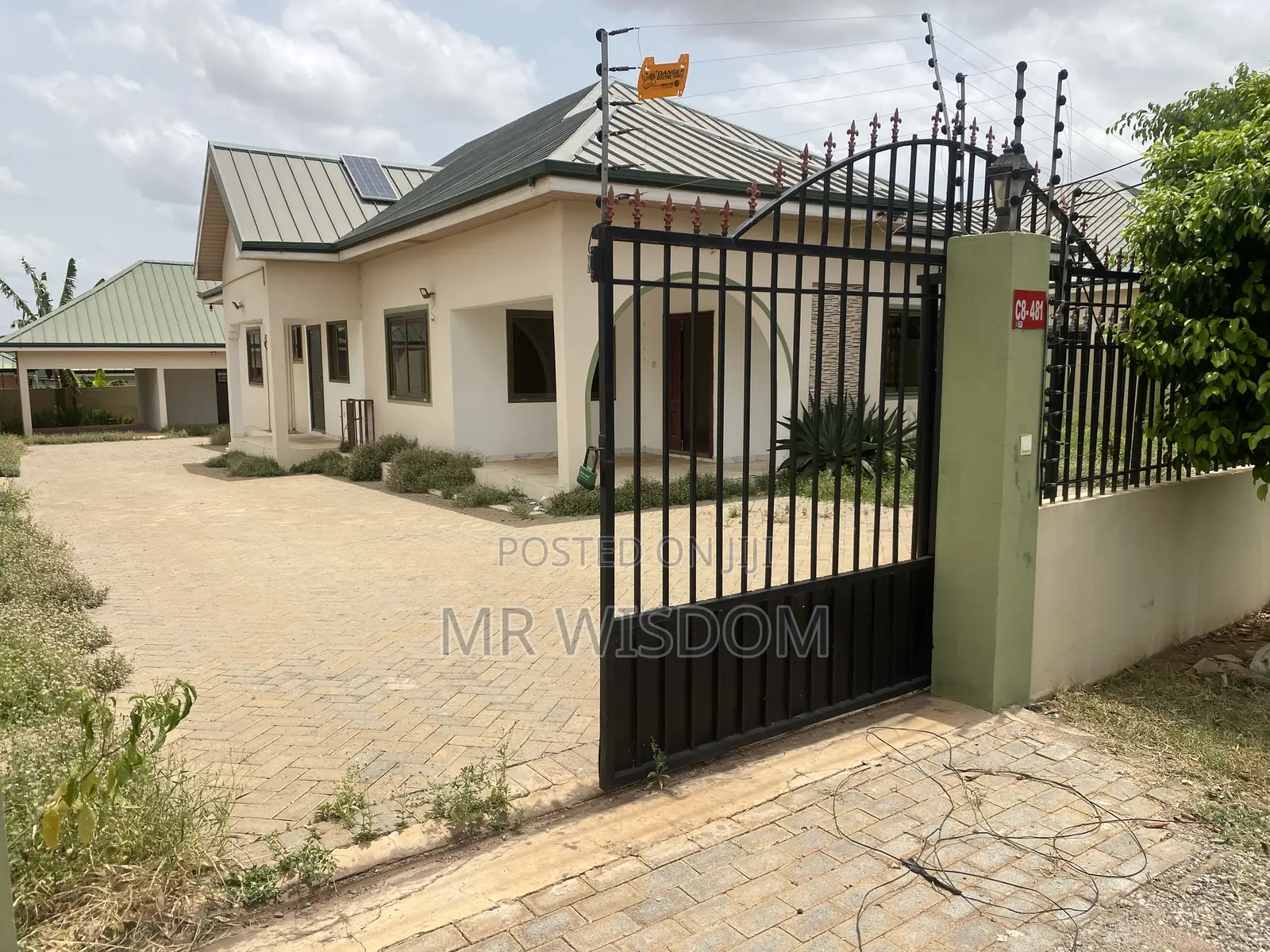 4bdrm Bungalow in Lakeside Estate for rent in Lake Side Estate