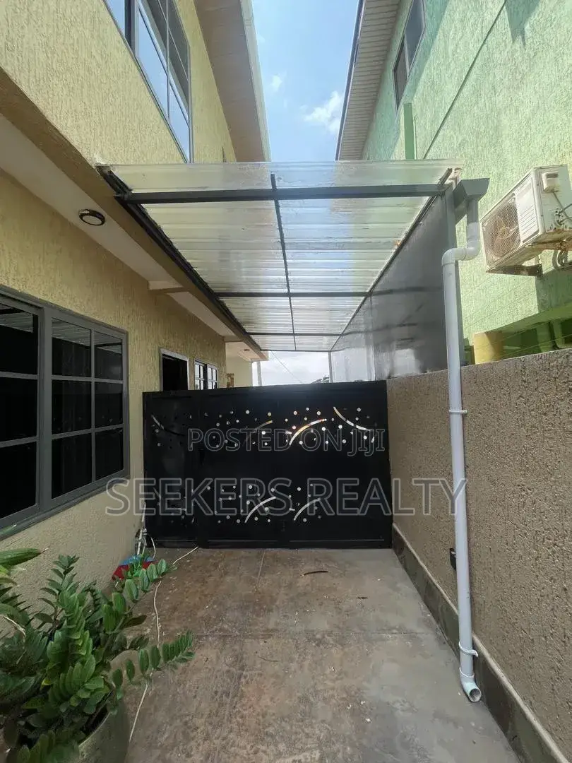 4bdrm House in Seekers Realty, Baatsona Total for rent in Baatsona Total