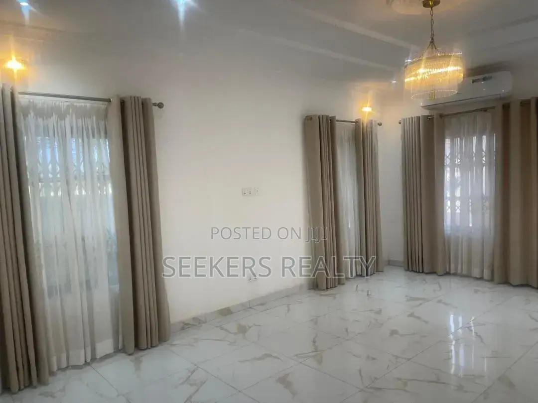 4bdrm House in Seekers Realty, Baatsona Total for rent in Baatsona Total