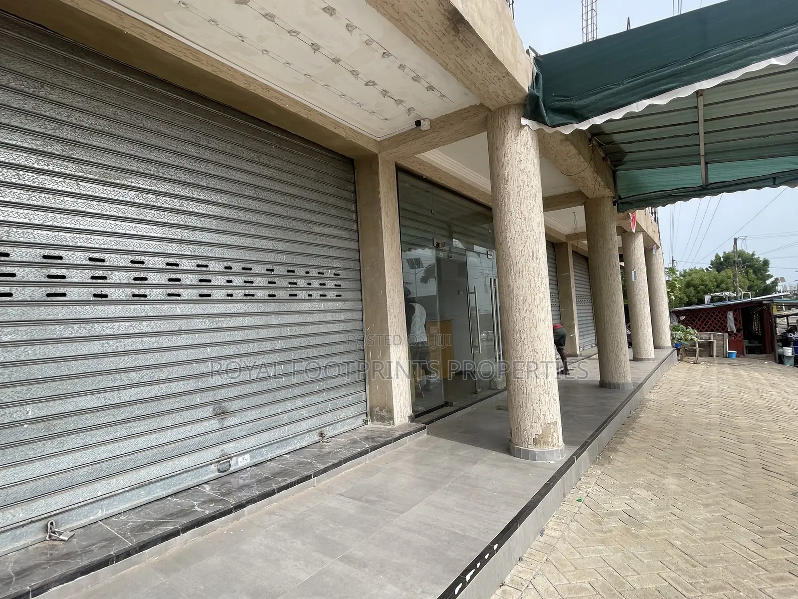 A Single Shop Space Up for Rent in East Legon