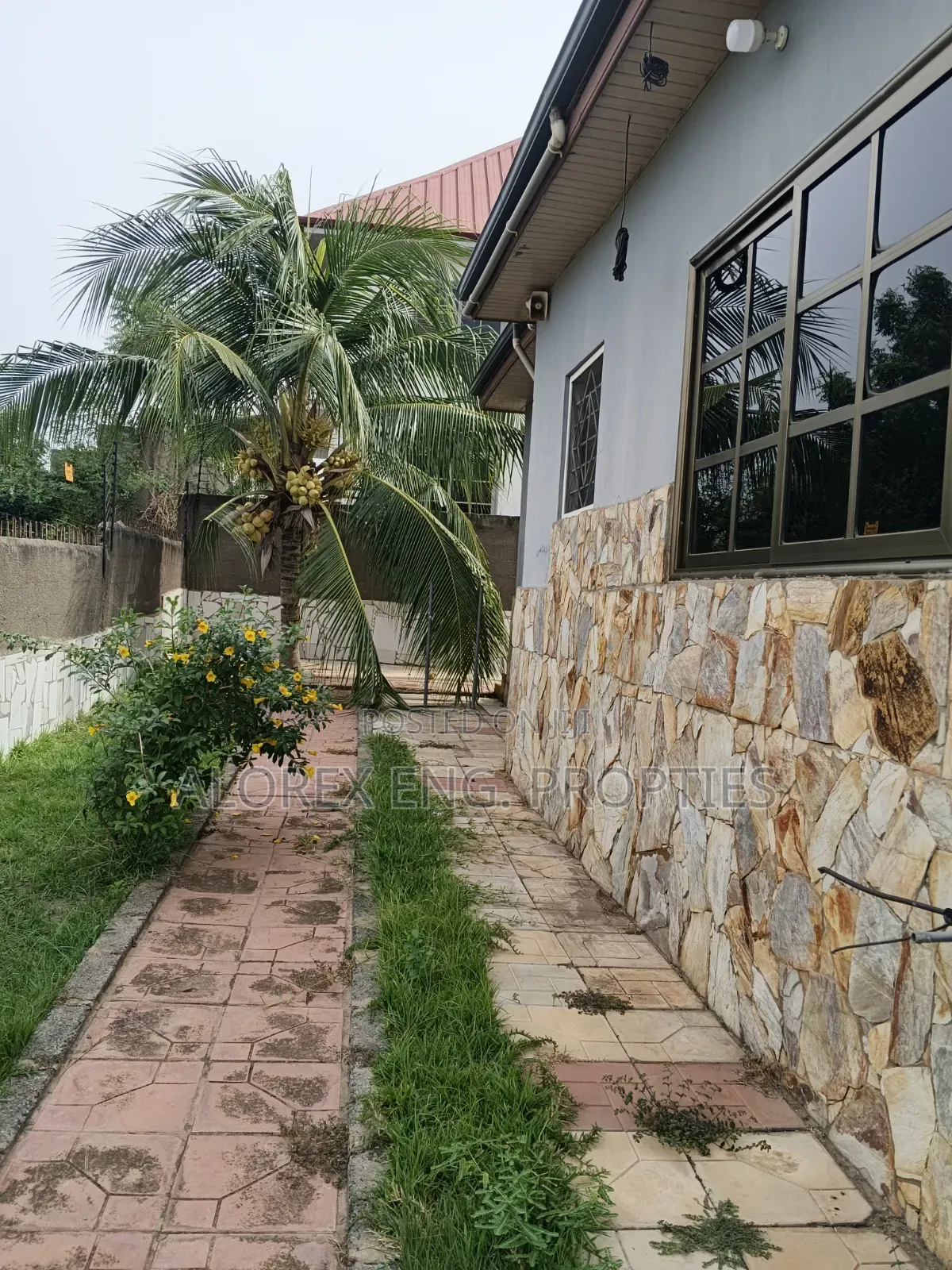 4bdrm House in Adenta, Malejor for rent in Malejor