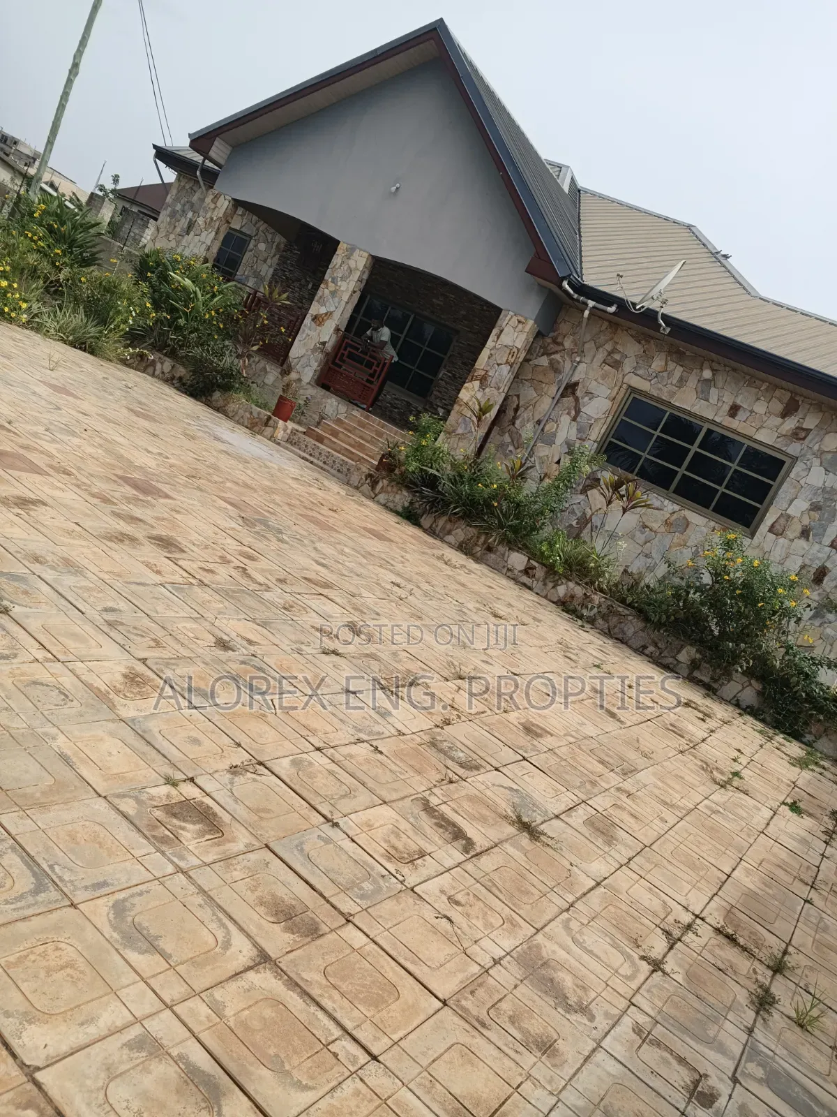 4bdrm House in Adenta, Malejor for rent in Malejor
