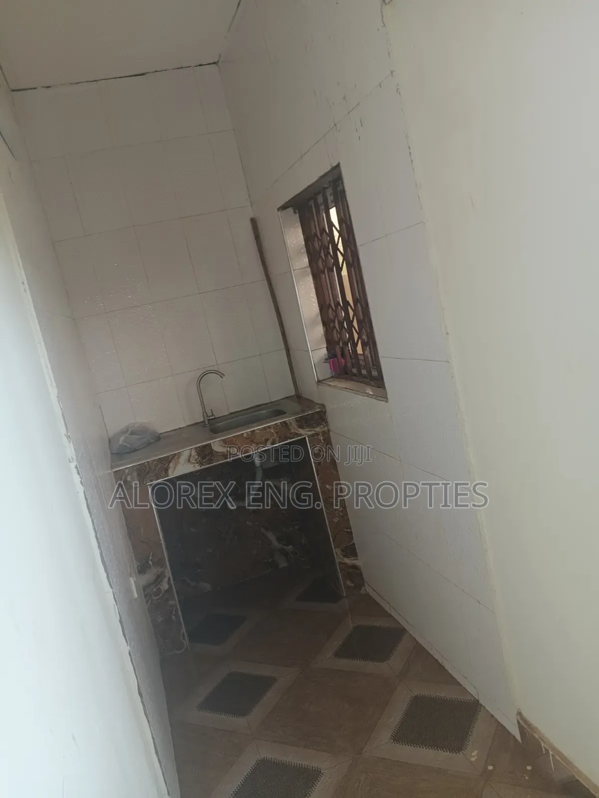 1bdrm Apartment in Adenta, Frafraha for rent in Frafraha