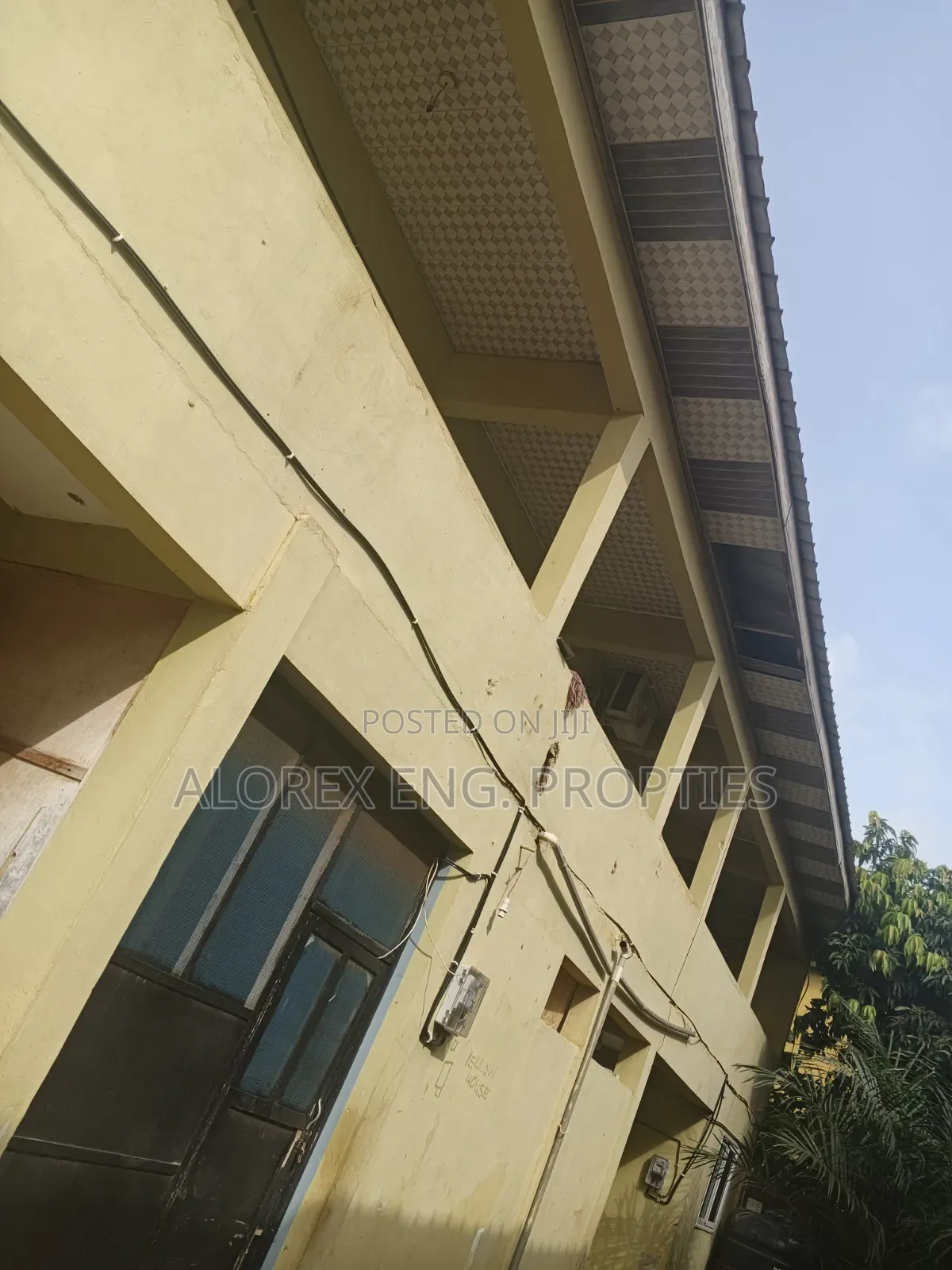 2bdrm Apartment in Adenta, Frafraha for rent in Frafraha