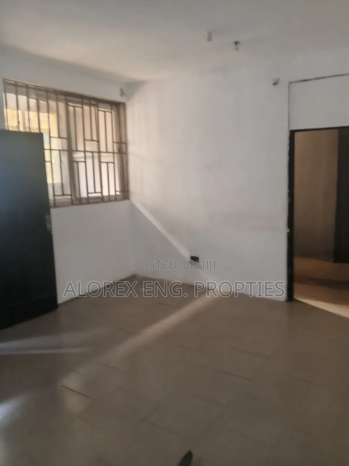 2bdrm Apartment in Adenta, Frafraha for rent in Frafraha