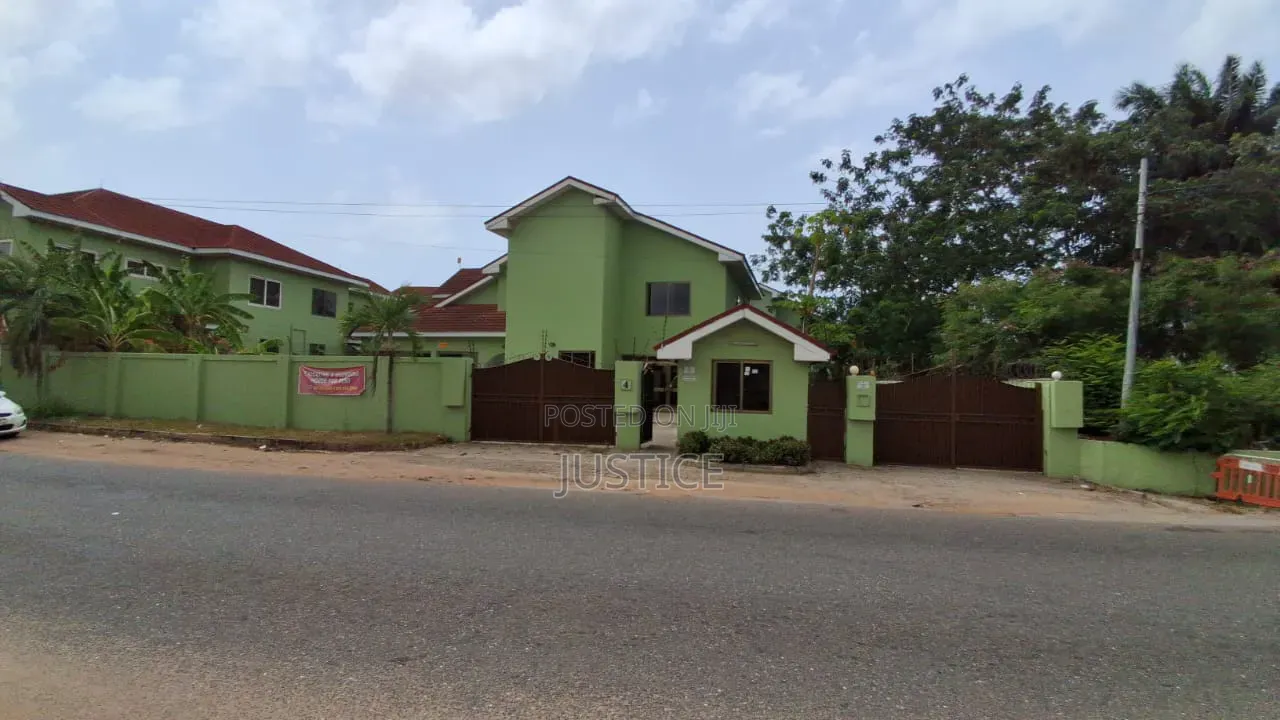 4bdrm House in Cantonments, DVLA Area for rent in DVLA Area