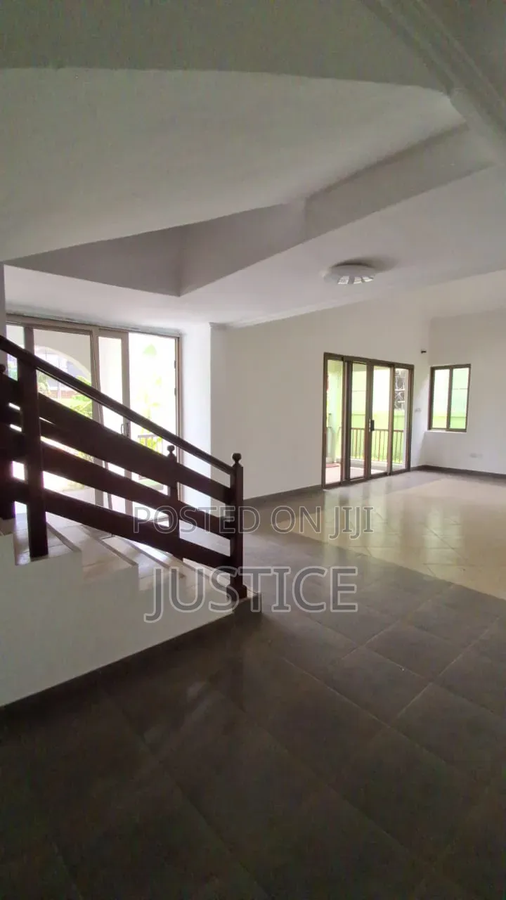 4bdrm House in Cantonments, DVLA Area for rent in DVLA Area