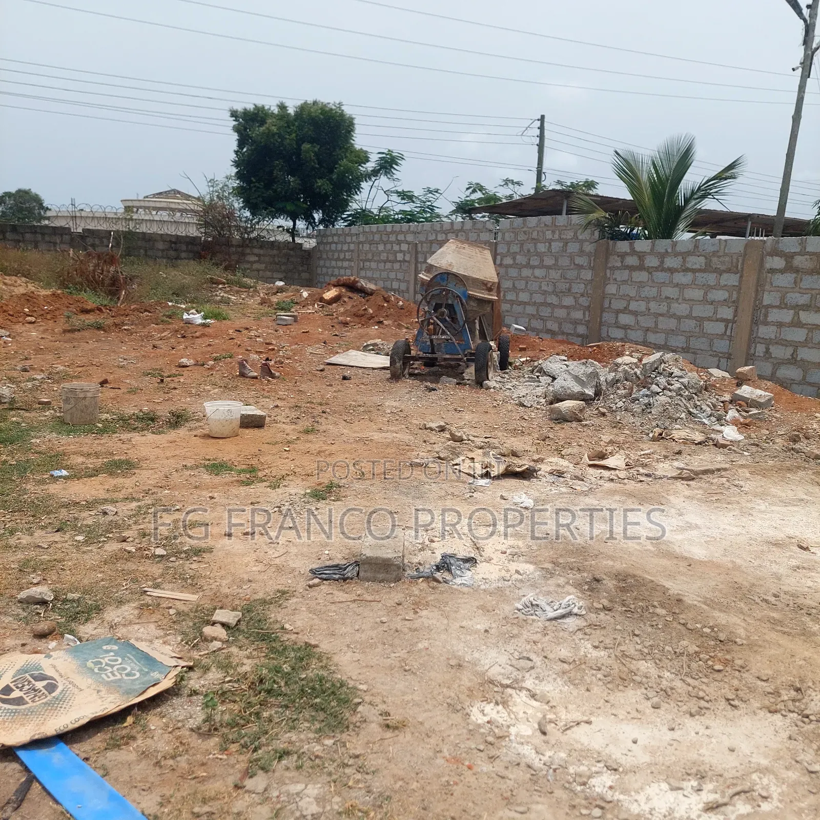 One End Helf Plots of Land for Sale at Ladadi in Labadi