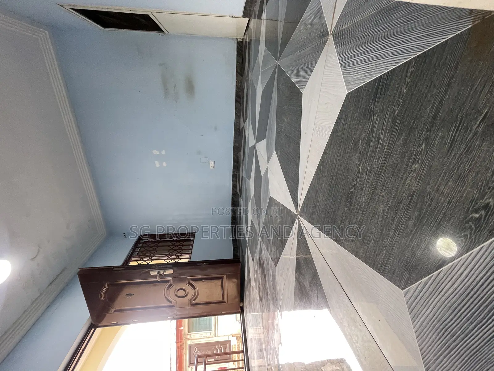 1bdrm Apartment in Batsonaa, Baatsona Total for rent in Baatsona Total