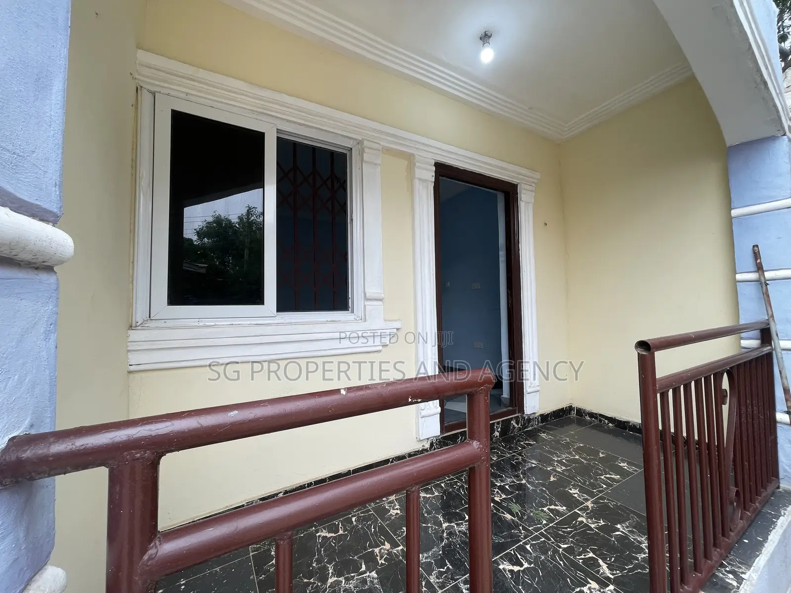 1bdrm Apartment in Batsonaa, Baatsona Total for rent in Baatsona Total