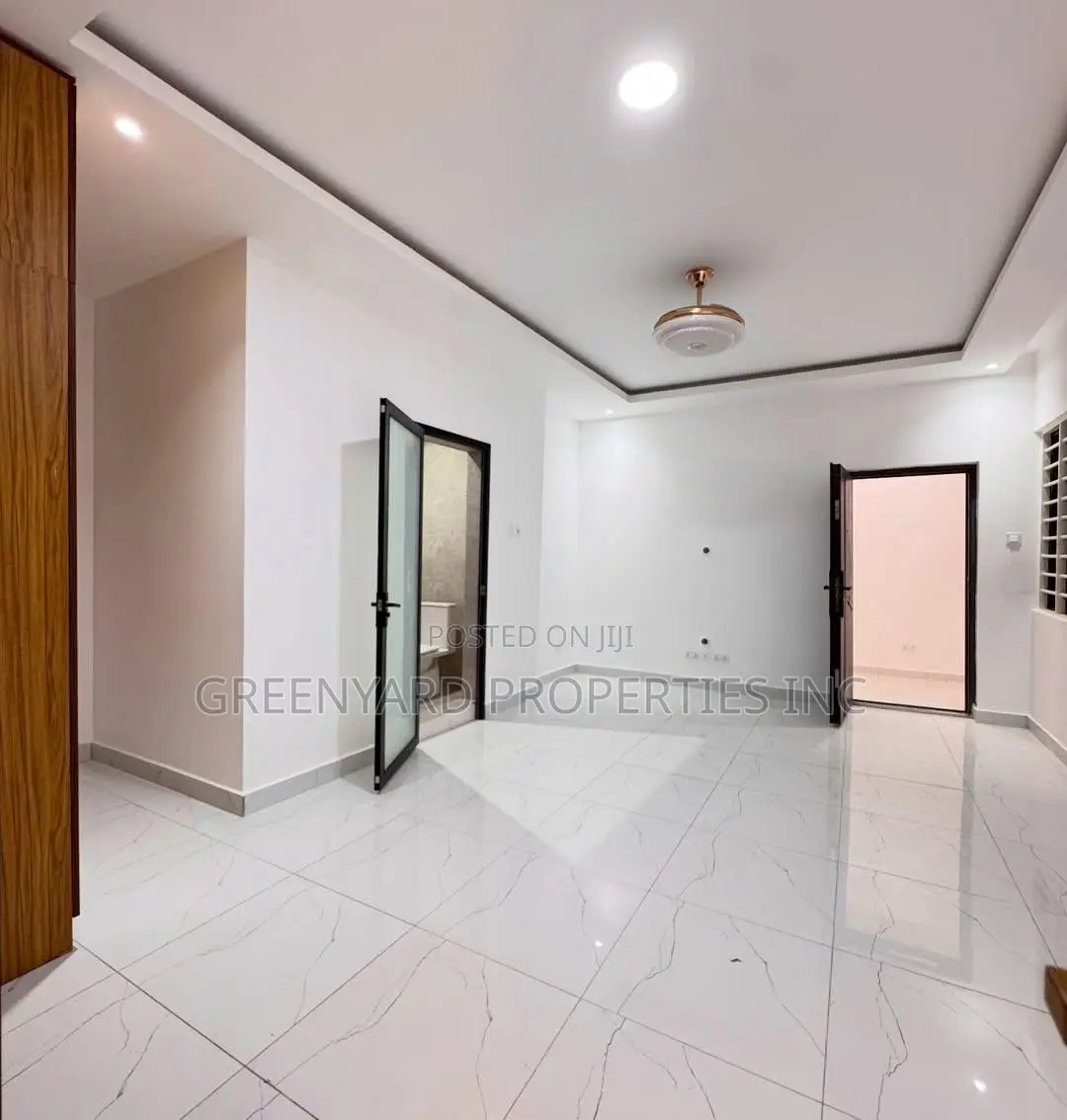 2bdrm House in School Junction, Ashaley Botwe for rent in Ashaley Botwe