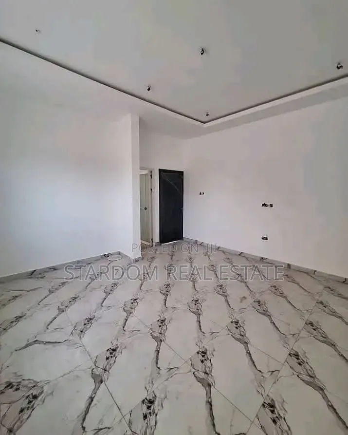 3bdrm Bungalow in Community 19 Annex, Lashibi for sale in Lashibi