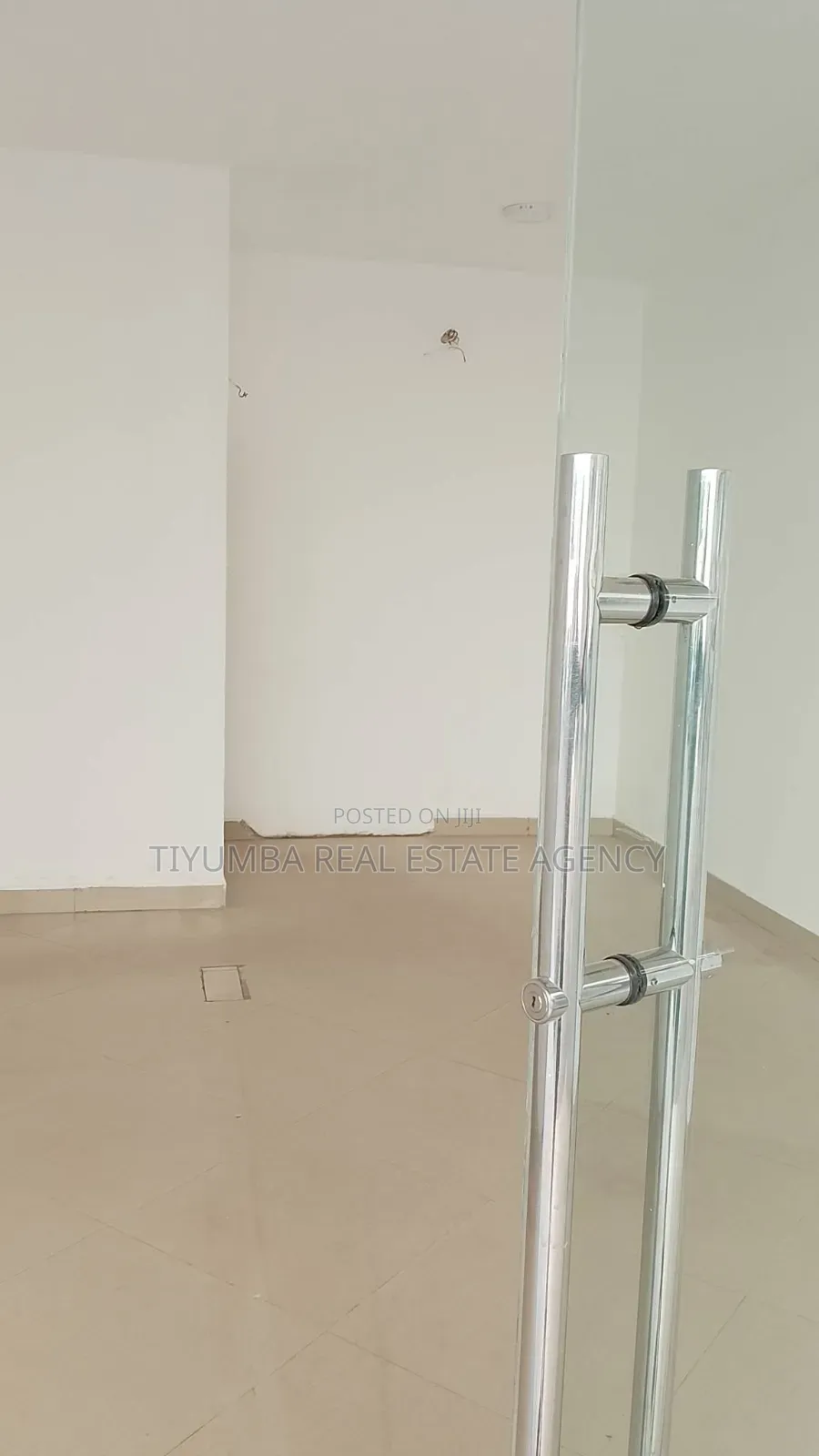 3 in 1 Shop for Rent at East Legon in Bawaleshie