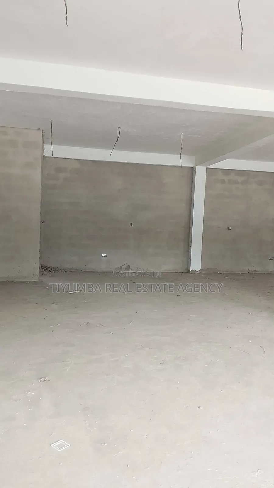 3 in 1 Shop for Rent at East Legon in Bawaleshie