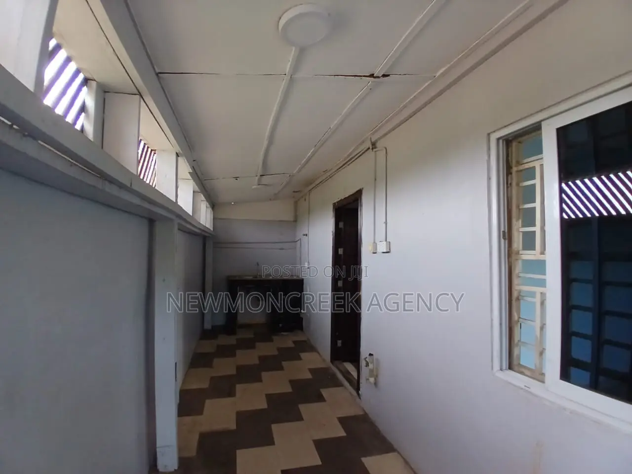 2bdrm Bungalow in Amrahia, Accra Metropolitan for sale in Accra Metropolitan