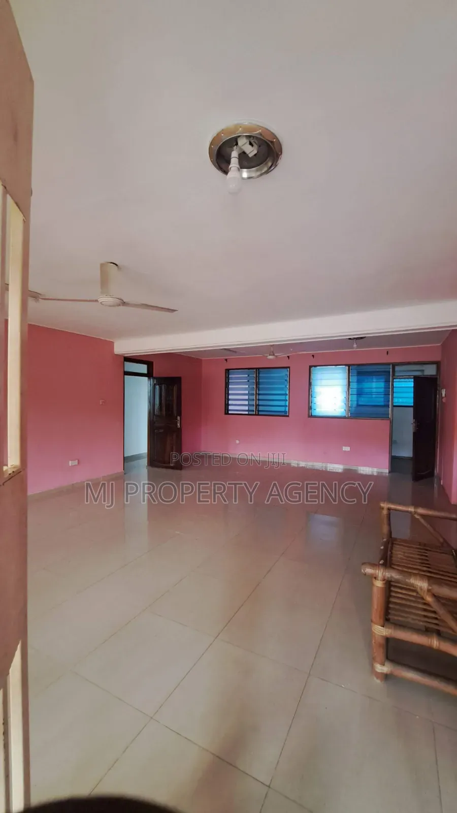 7bdrm House in Community 12, Sakumono for rent in Sakumono