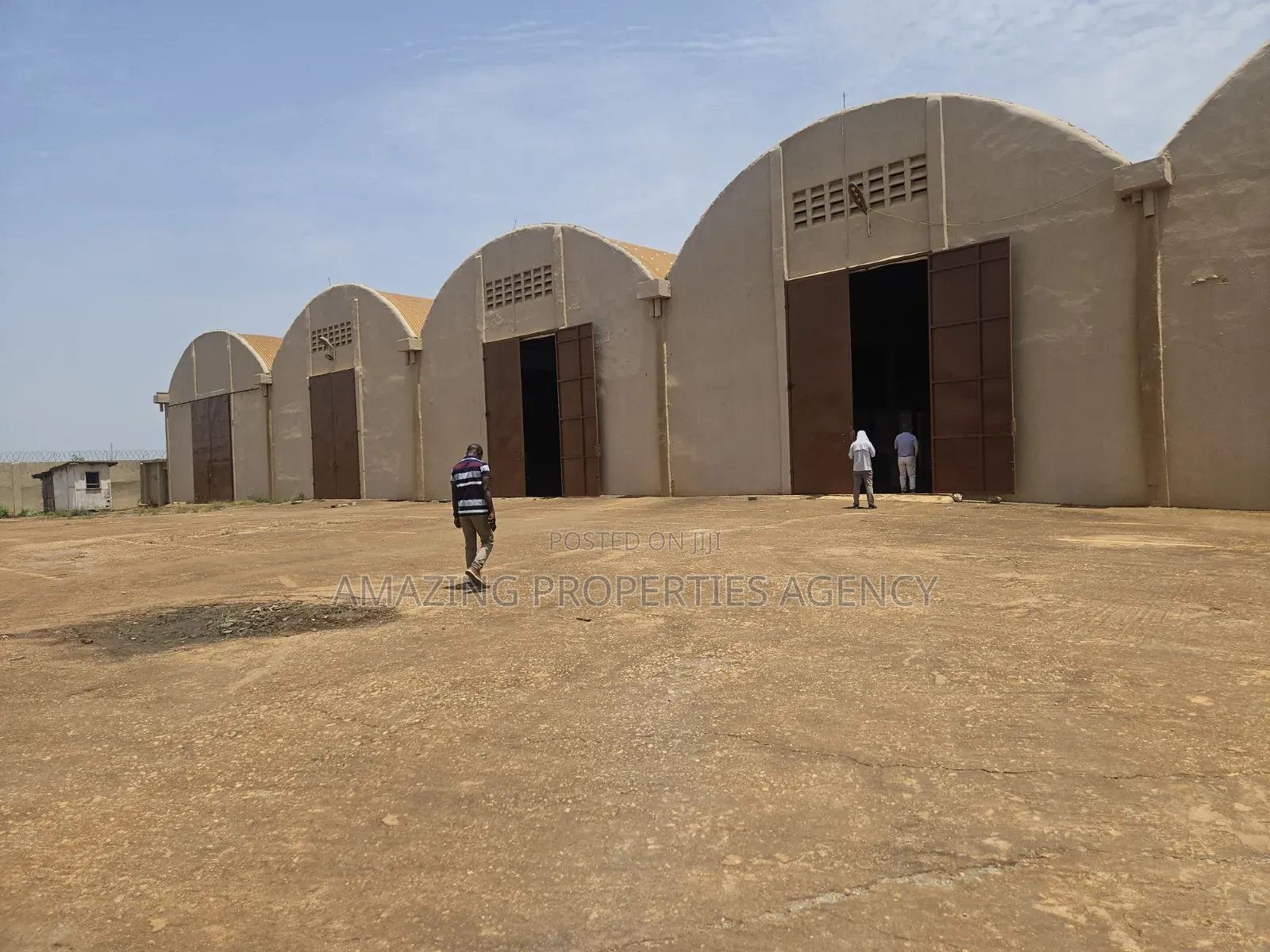 For Rent 4000 SQM Warehouse Available at Tema Industrial Area in Community 25