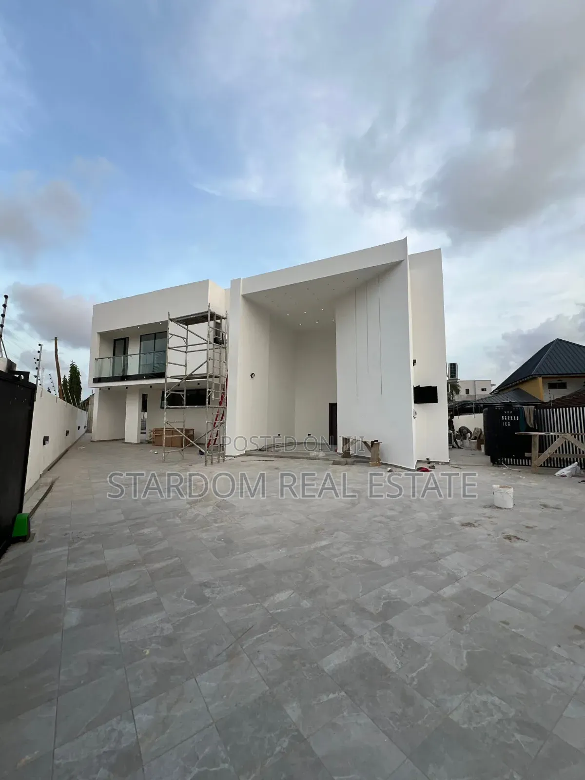4bdrm Duplex in Adjiringanor, Ability for sale in Ability