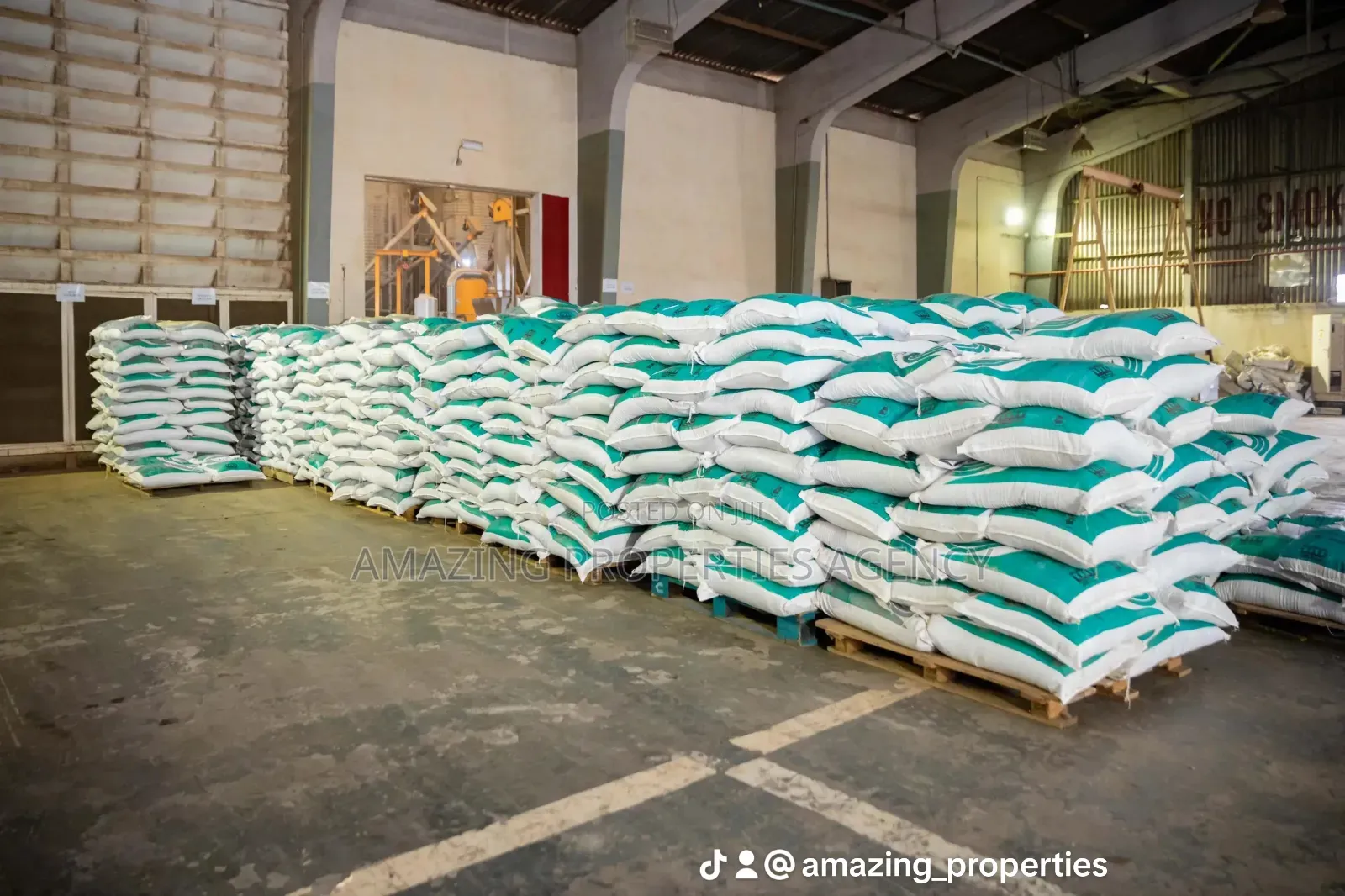 2500sqm Warehouse for Sale at Tema in Tema Metropolitan