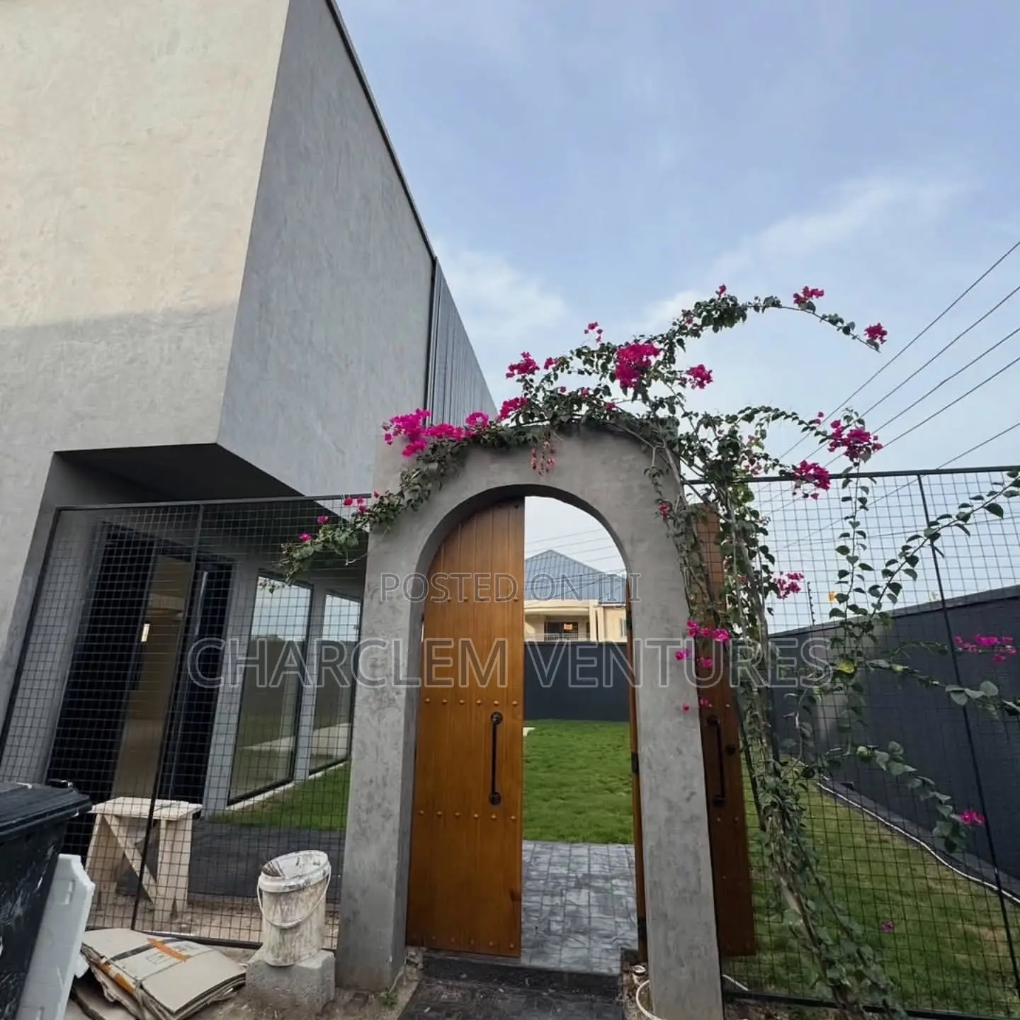 3bdrm House in Charclem Ventures, Accra Metropolitan for sale in Accra Metropolitan