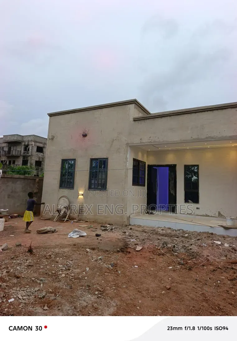 4bdrm House in Adenta, Malejor for sale in Malejor