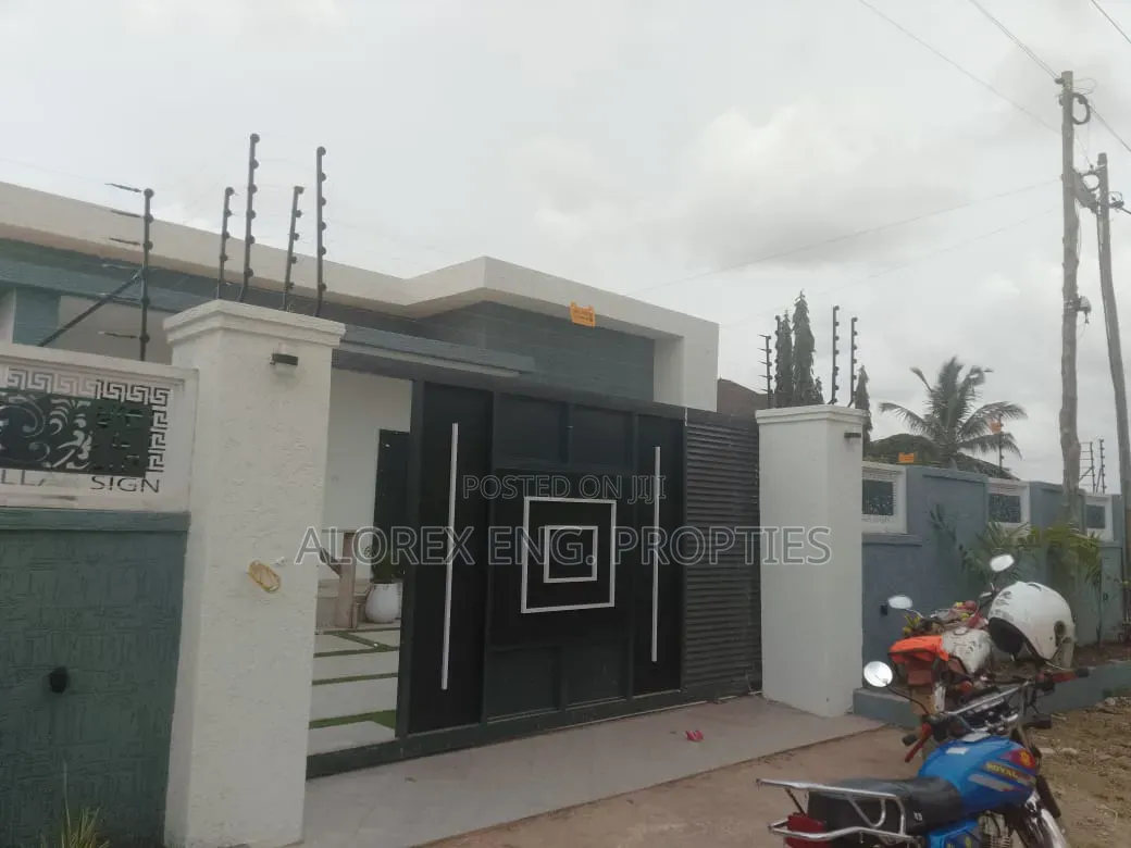 3bdrm House in Adenta $170,000, New Legon for sale in New Legon