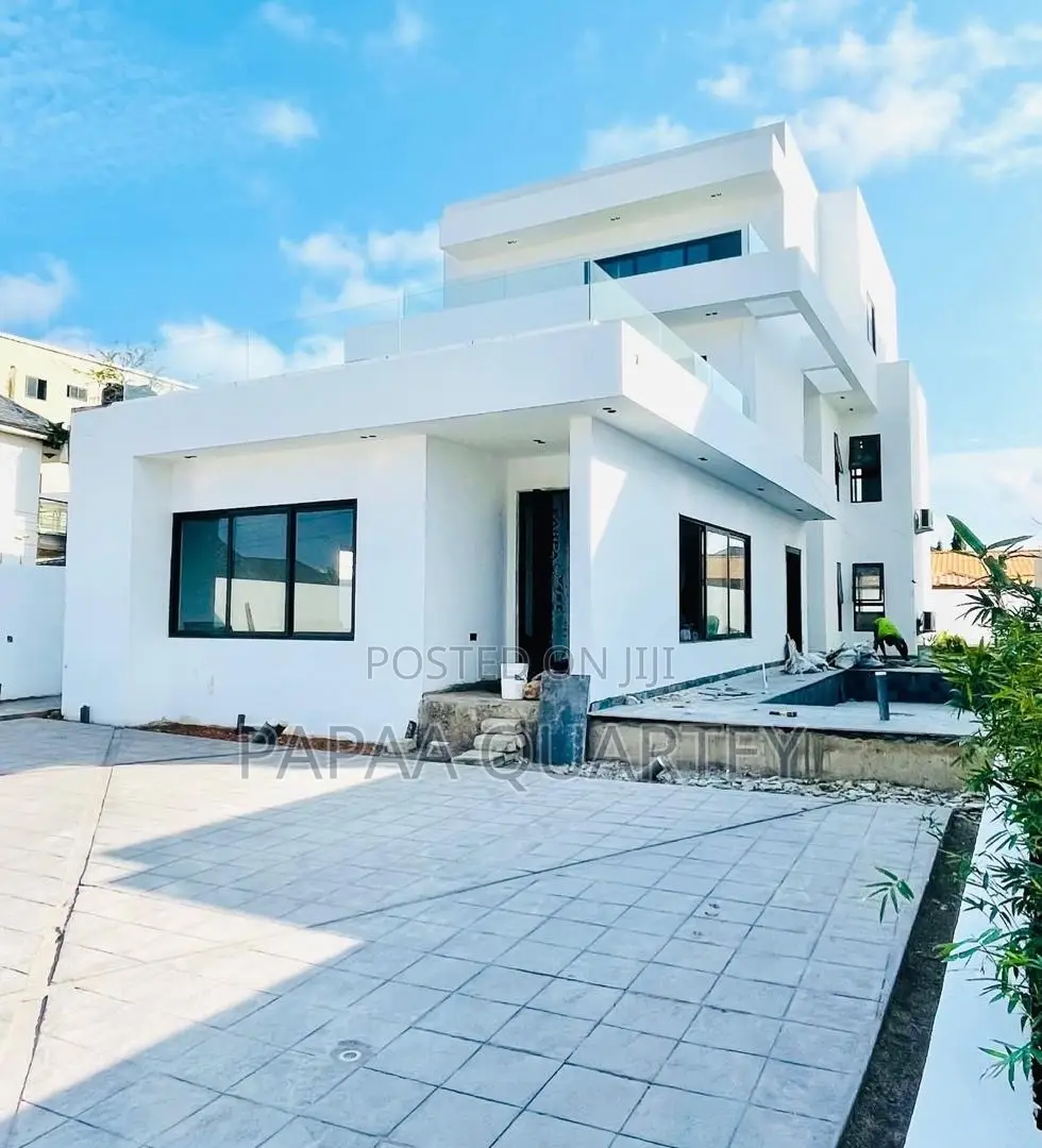 4bdrm House in East Legon for sale in East Legon