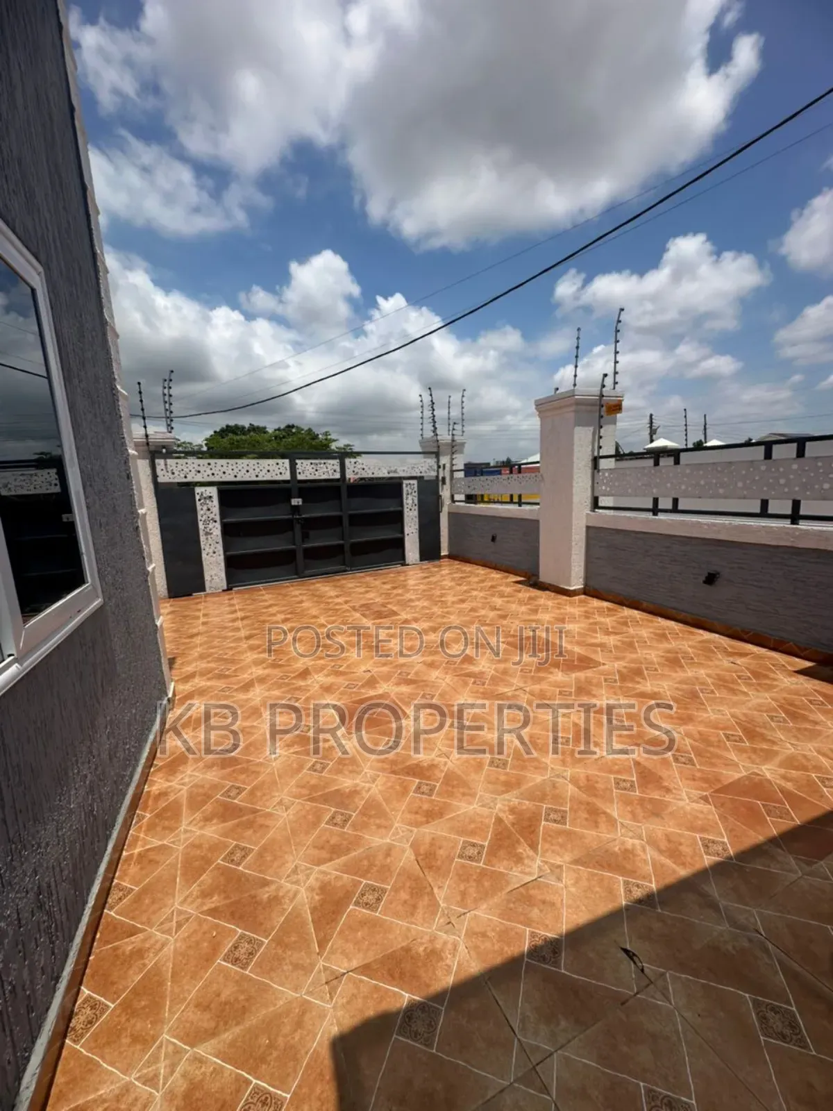 3bdrm House in Kb Properties, Spintex for rent in Spintex