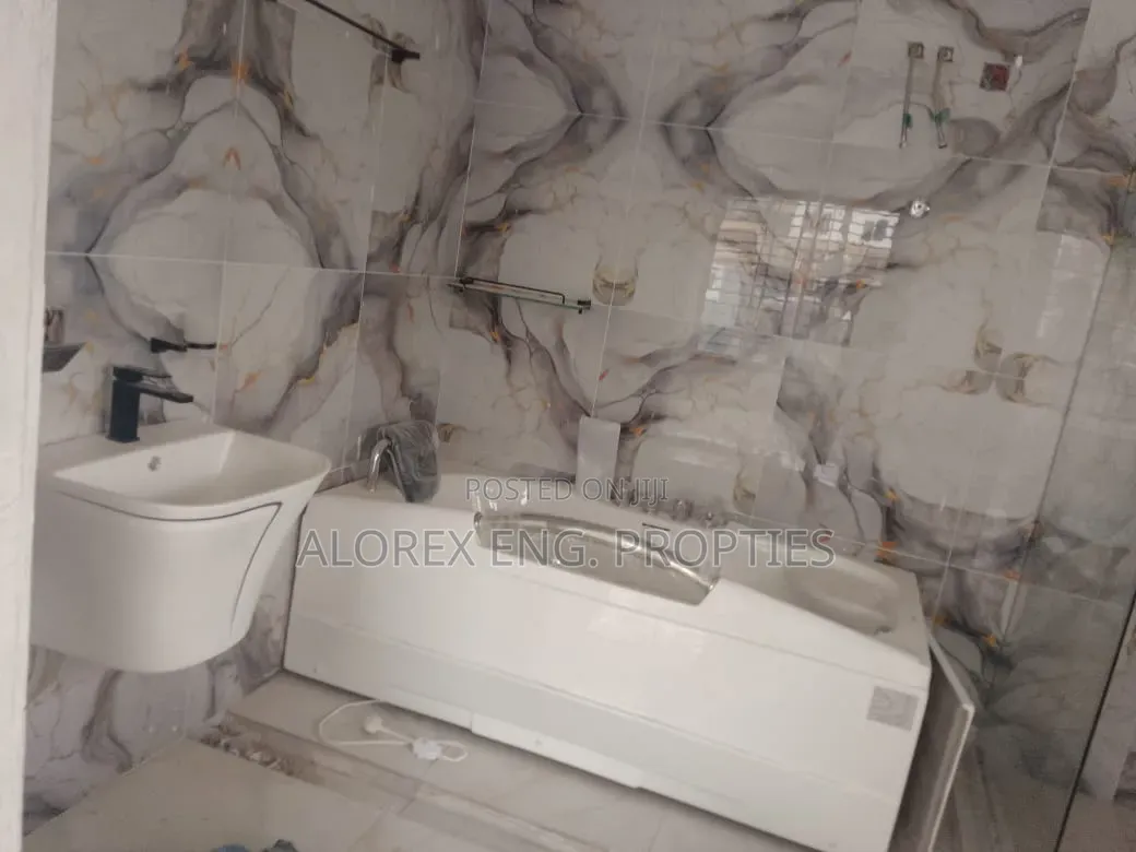 2bdrm House in Ayi Mensa, Oyarifa Mall Area for sale in Oyarifa Mall Area