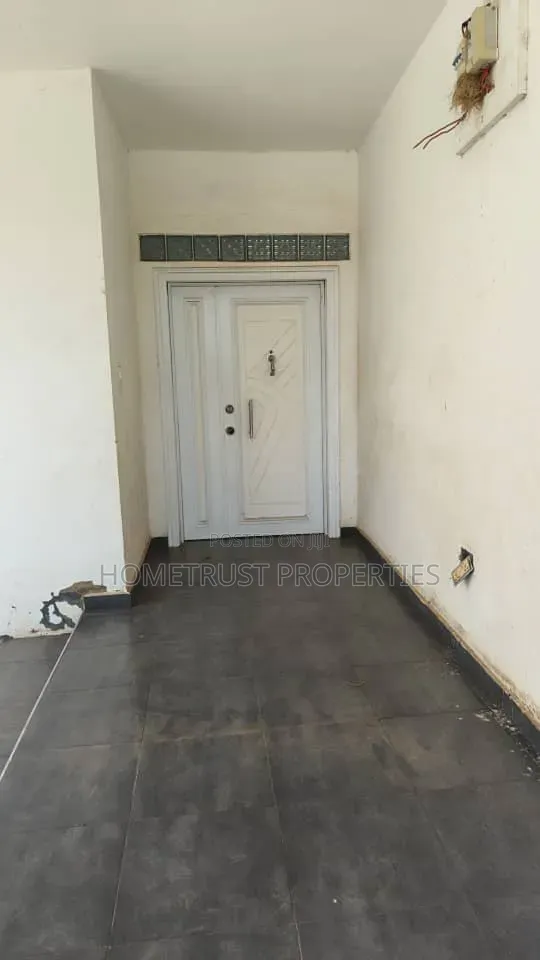 4bdrm House in Tema Community 25 for sale in Community 25